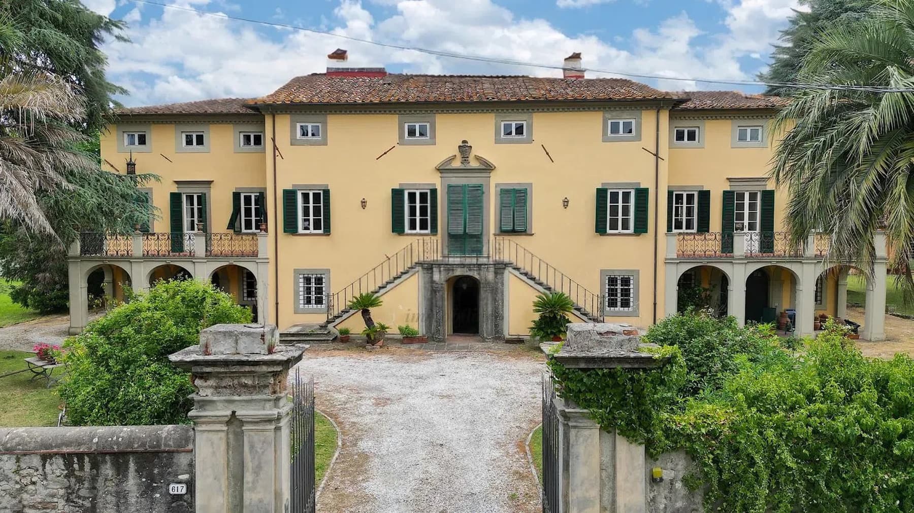 Charming Villa in Lucca, Heart of Tuscany