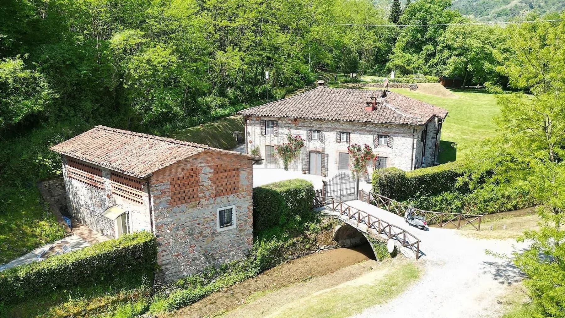 Charming Villa in San Macario In Piano, Tuscany