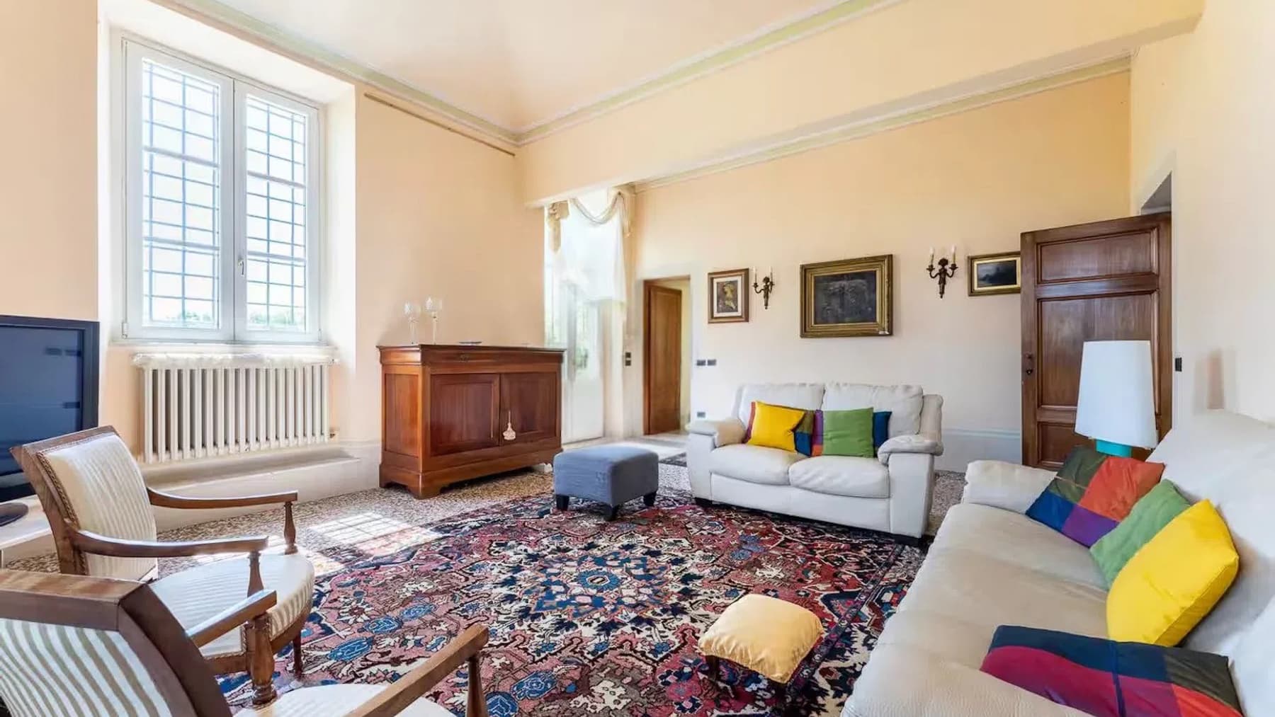 Charming Villa in Lucca, Heart of Tuscany