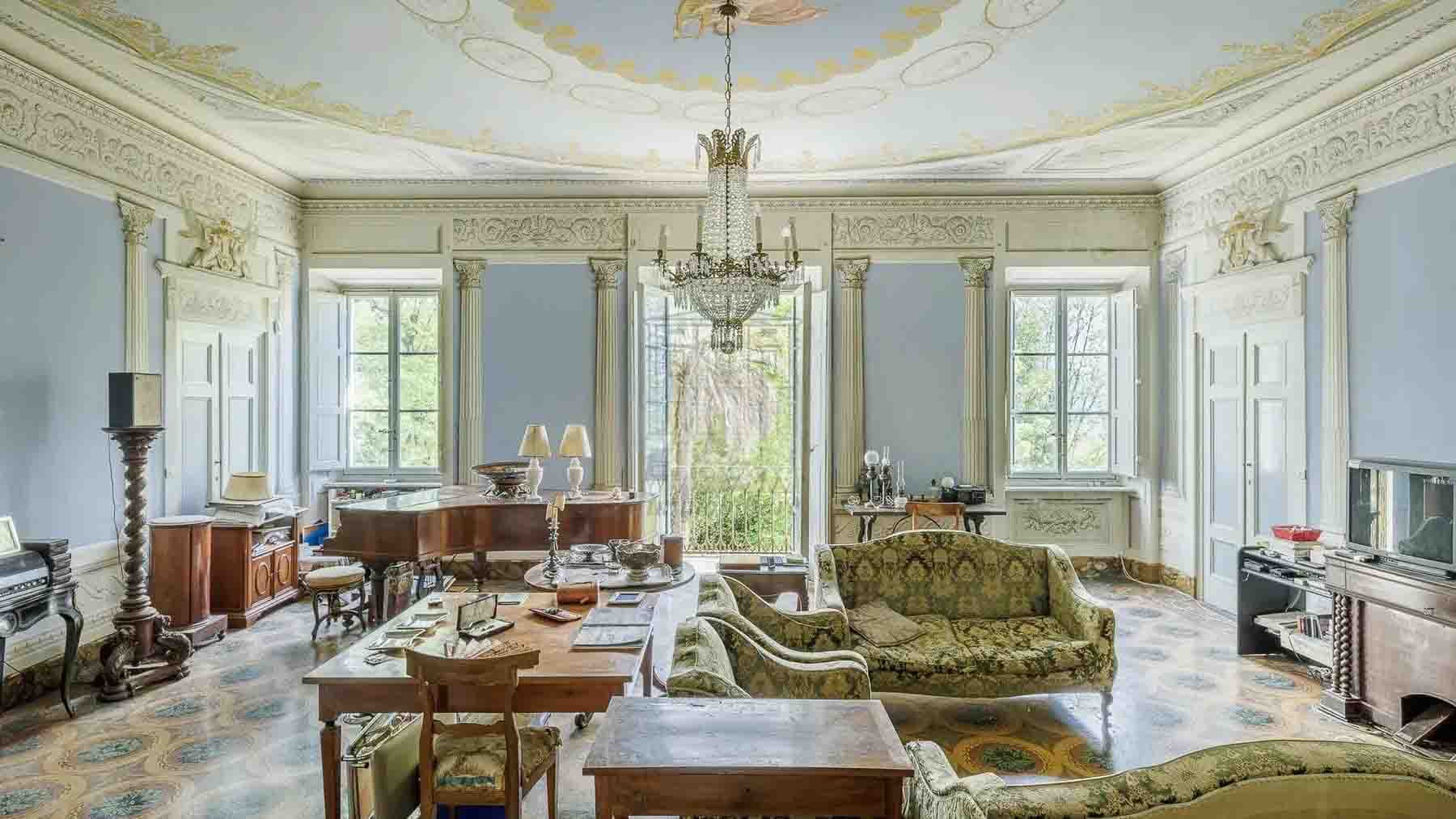 Interiors (5)