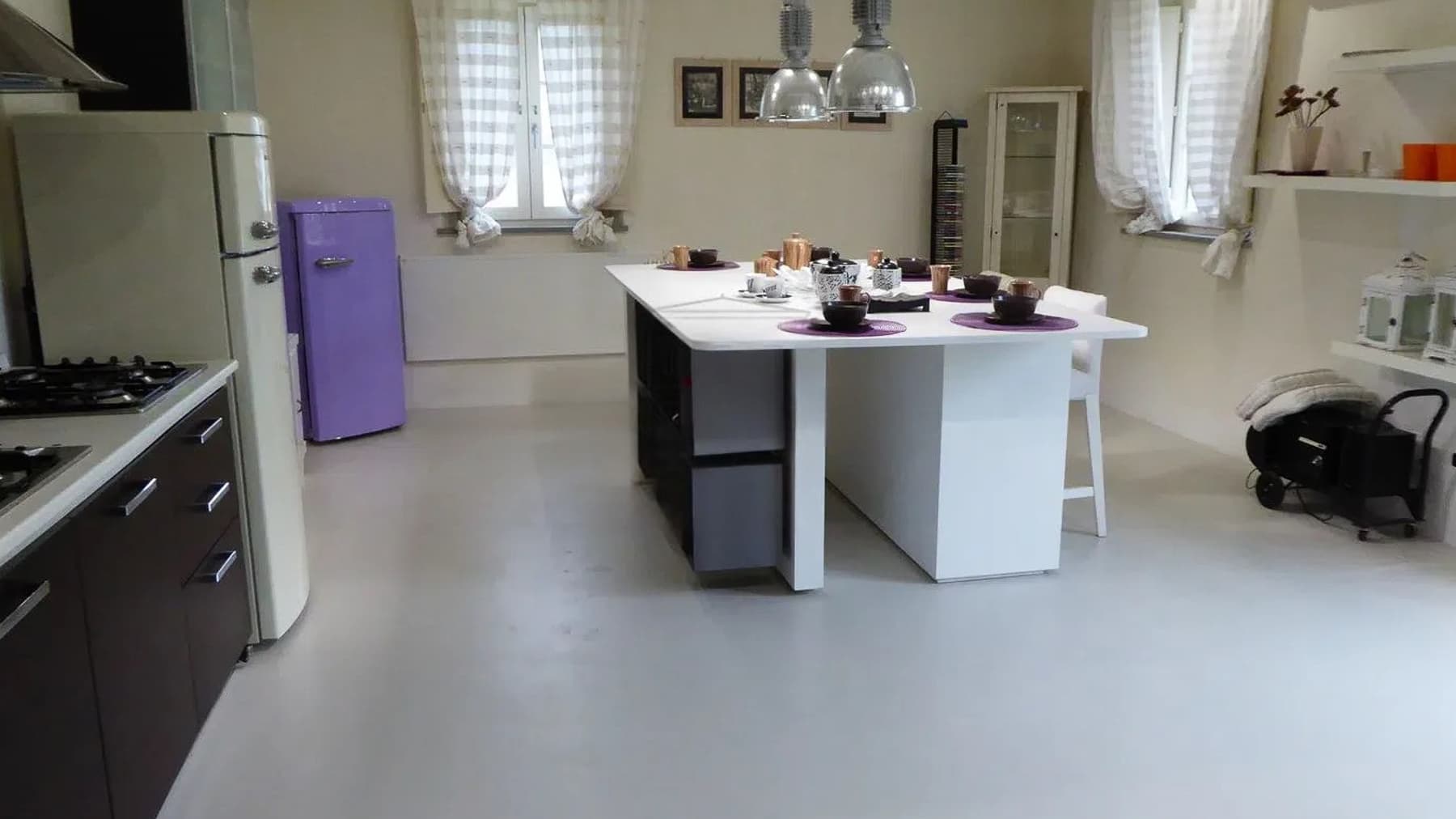 Interiors (12)