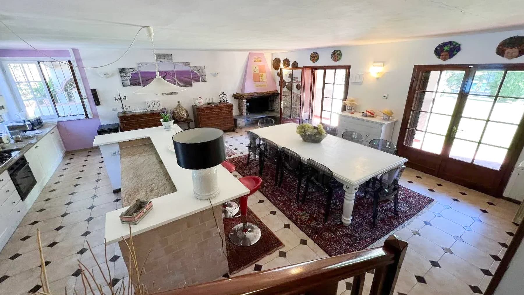 Interiors (4)