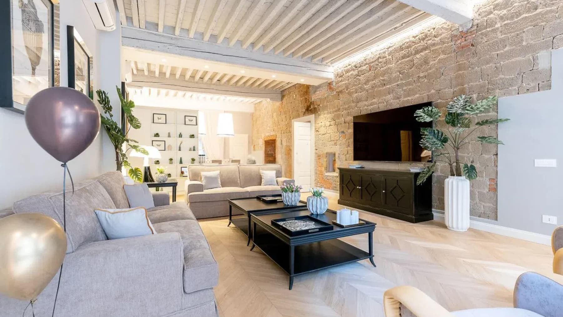 Charming Apartment in Lucca, Tuscany