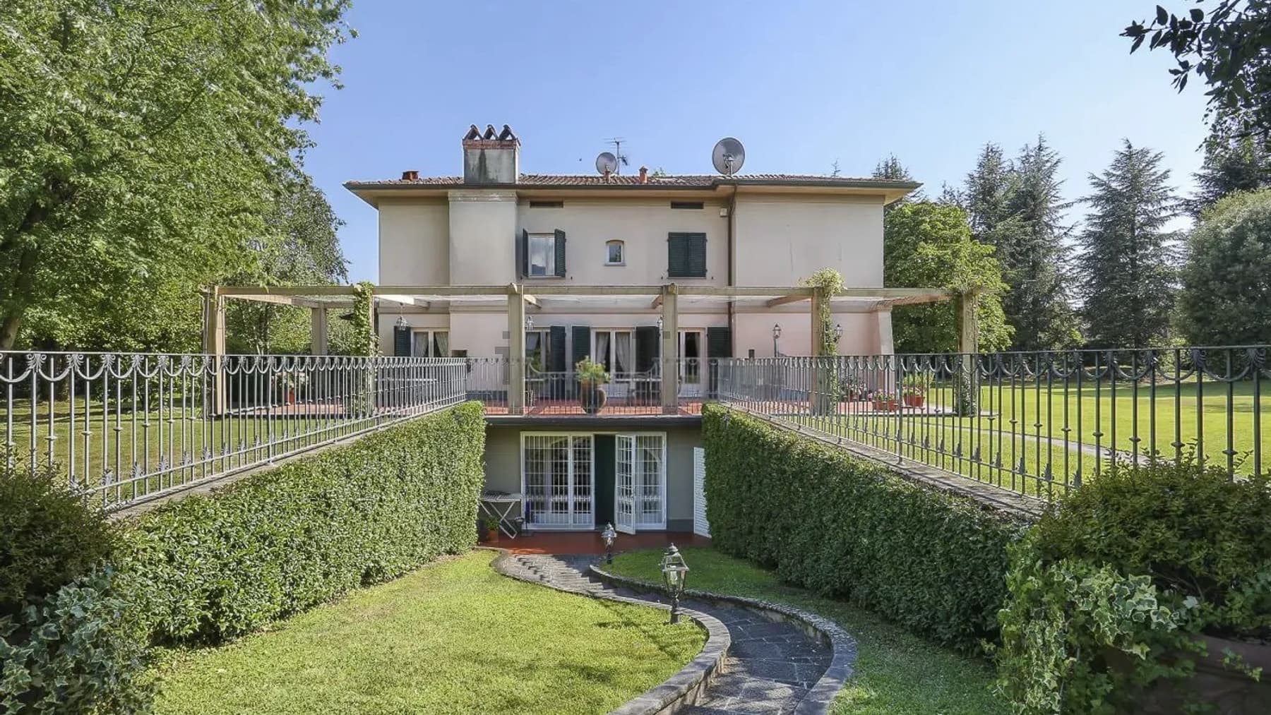 Charming Villa in Capannori, Tuscany