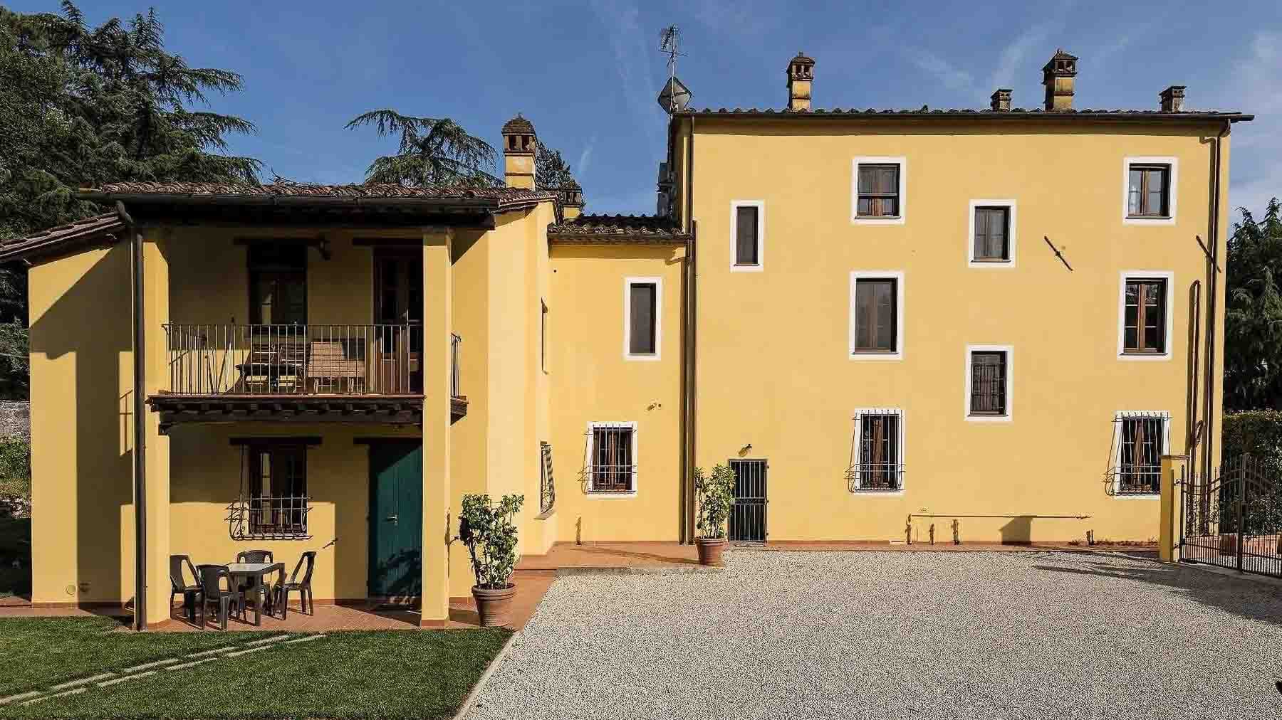 Charming Country House in Lucca, Tuscany