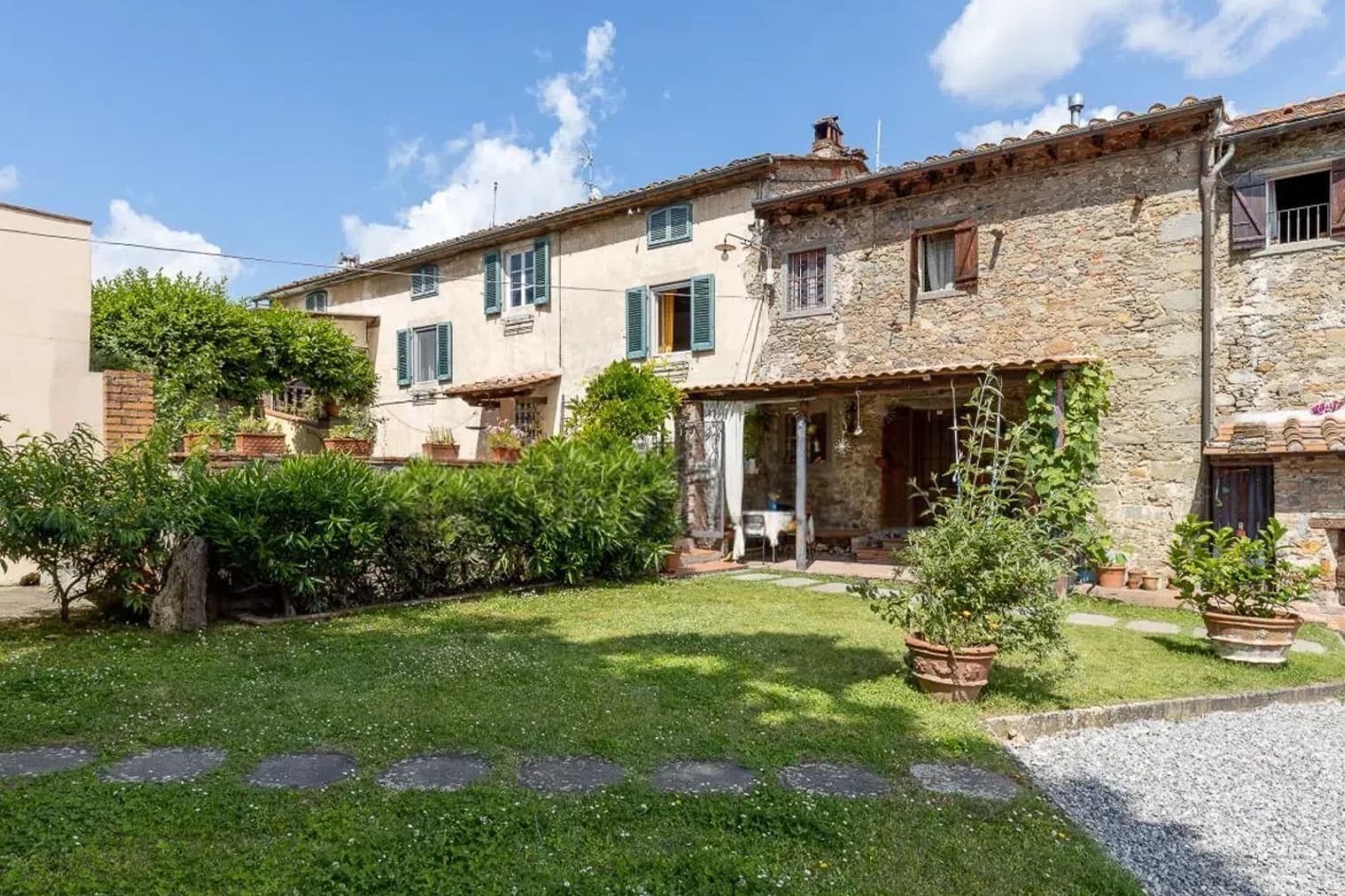 Rustic Country House in Charming Lucca, Tuscany
