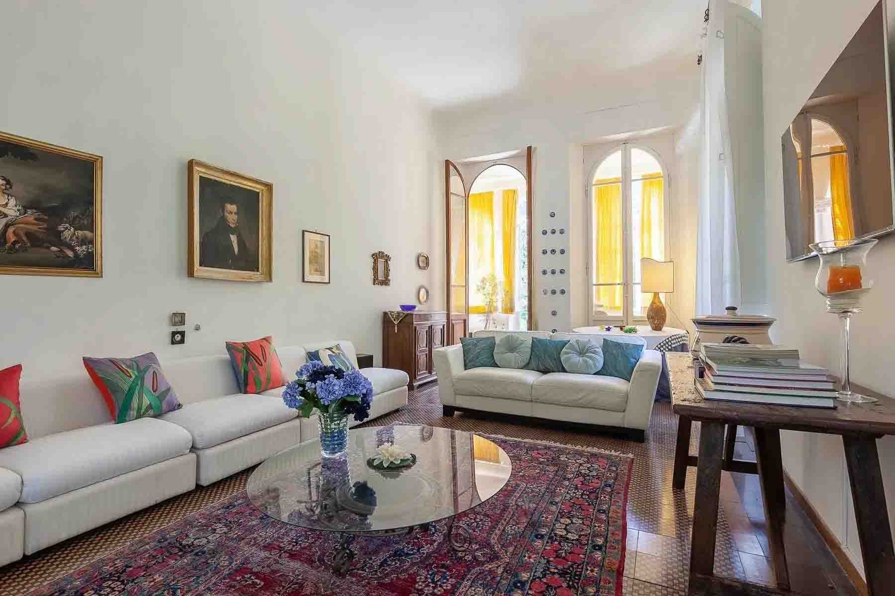 Villa Liberty con giardino a Lucca, Toscana