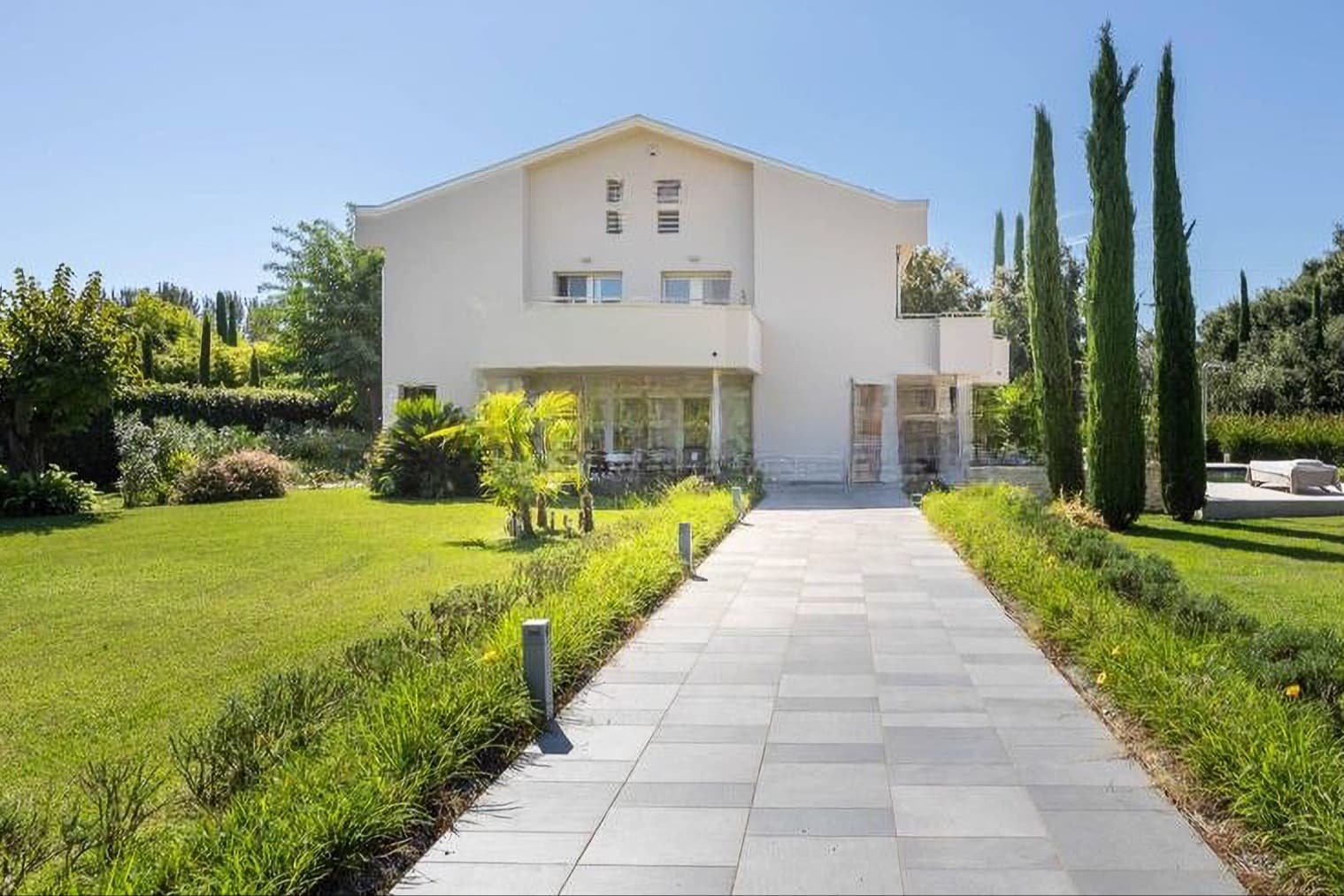 Charming Villa in Querceta, Tuscany