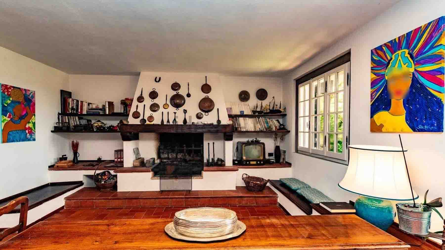 Interiors (16)