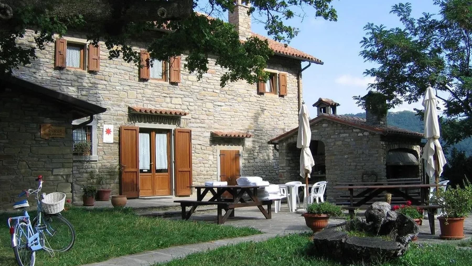 Casale con Piscina a Palazzuolo sul Senio, Toscana