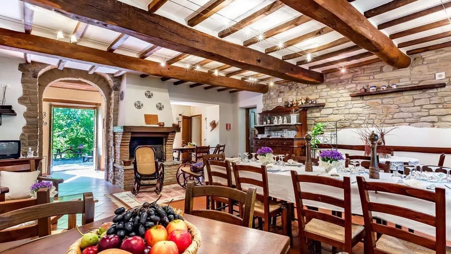 Casale con Piscina a Palazzuolo sul Senio, Toscana