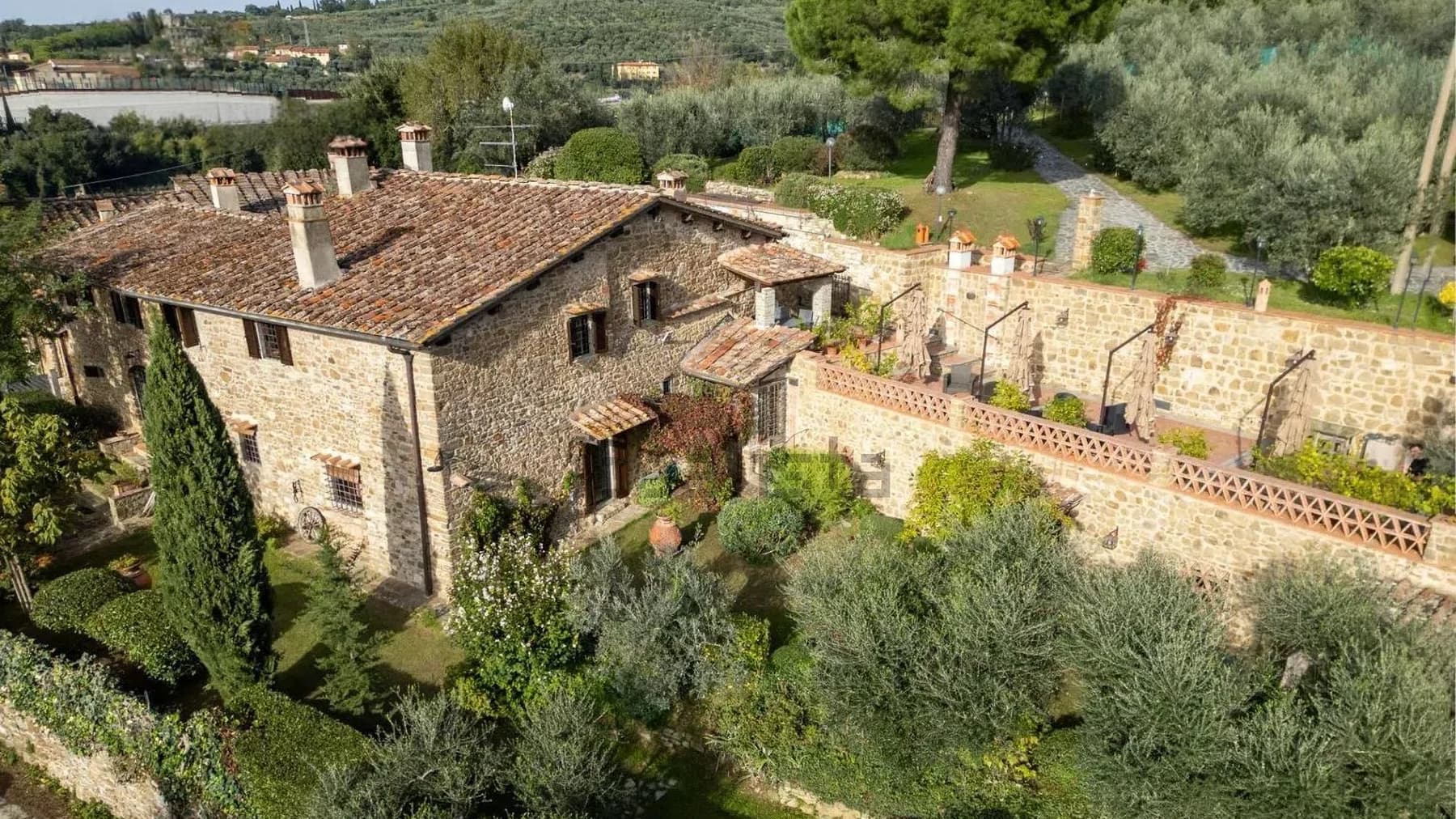 Casale con giardino e piscina in Toscana, San Donato