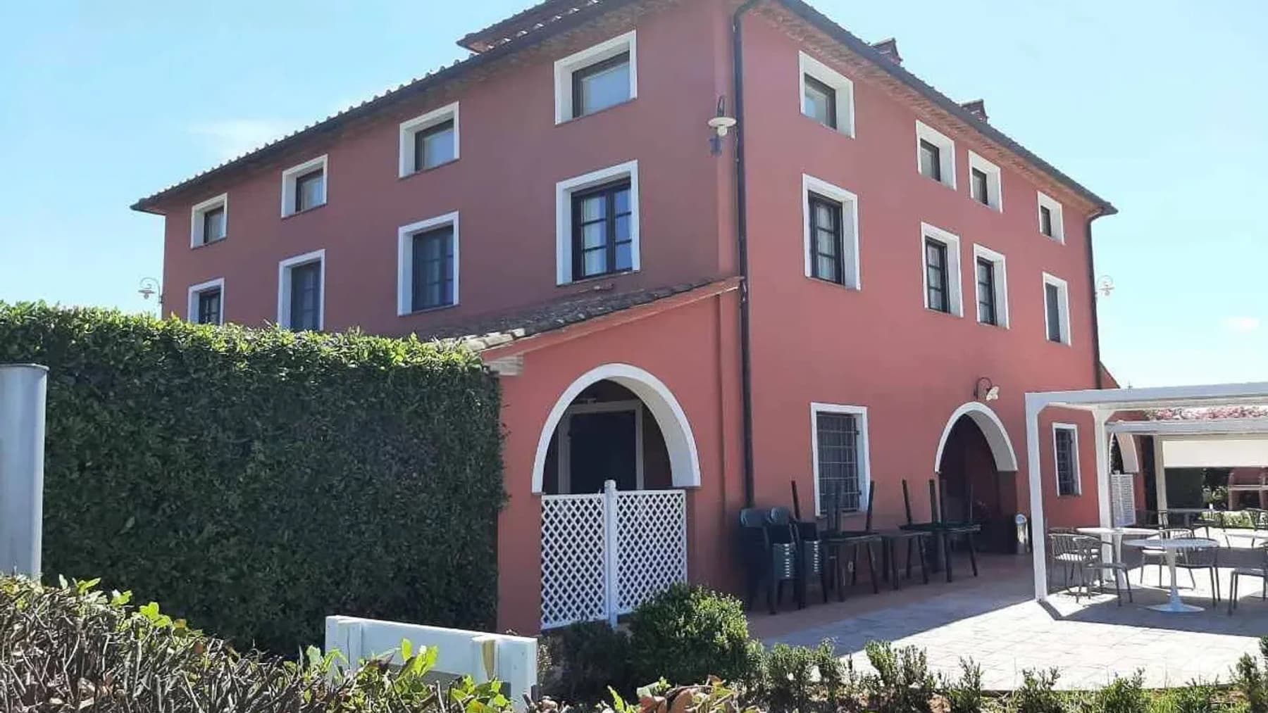 Villa esclusiva con piscina a Bolgheri, Toscana