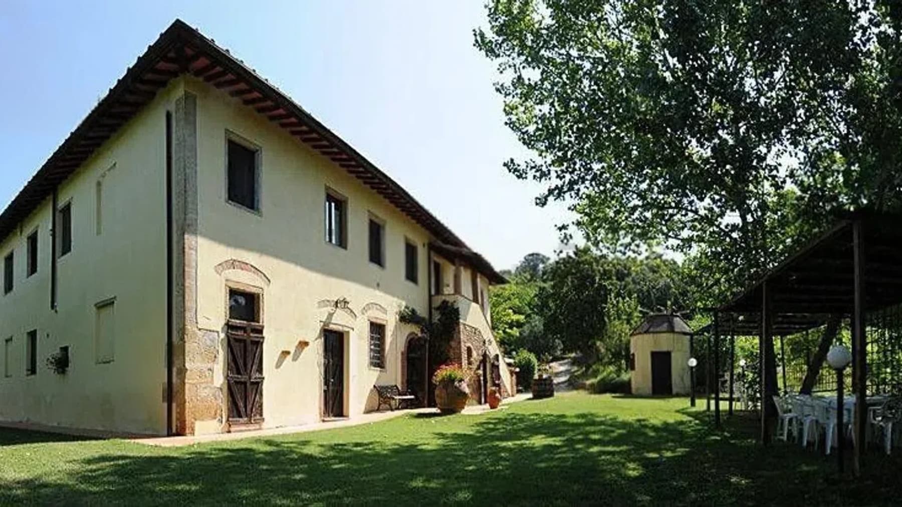 Villa in Toscana, borgo colonico a Dicomano
