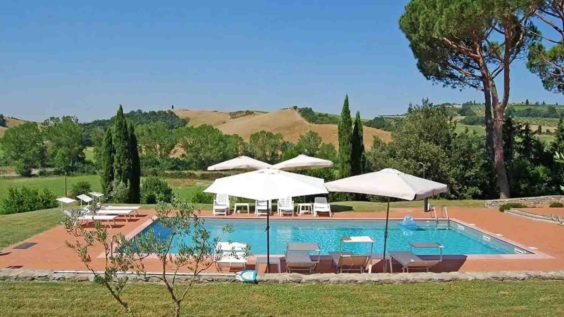 Tenuta con villa e piscina a Montespertoli, Toscana