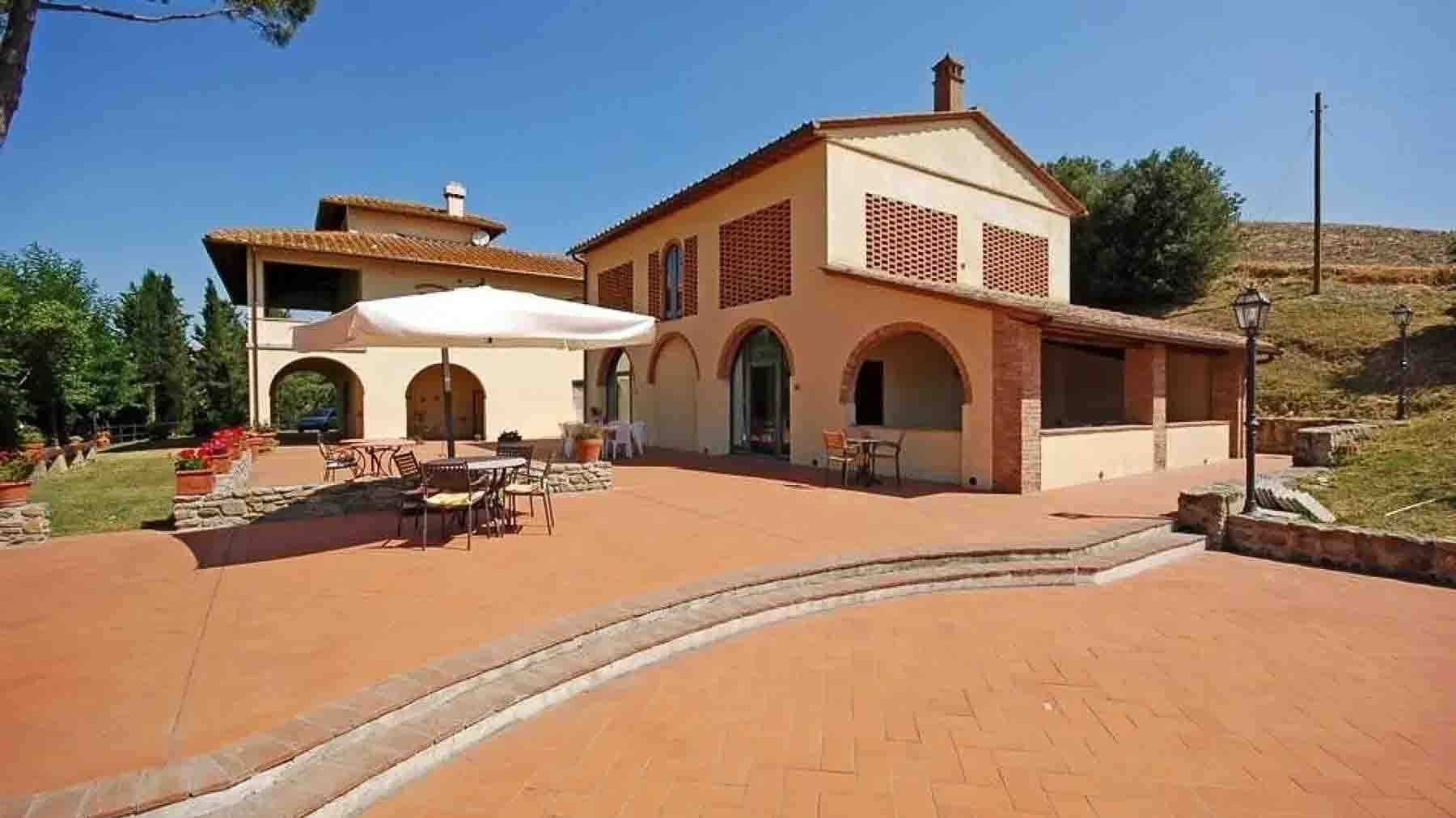 Tenuta con villa e piscina a Montespertoli, Toscana