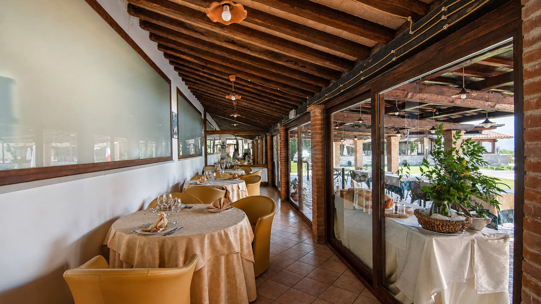 Interiors (21)
