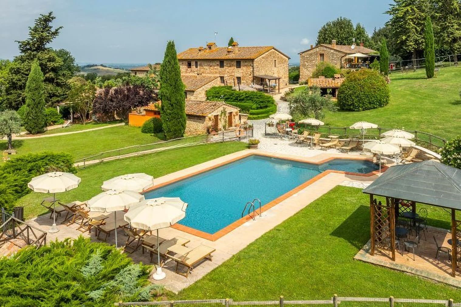 Casale con piscina sulle colline di Gambassi Terme