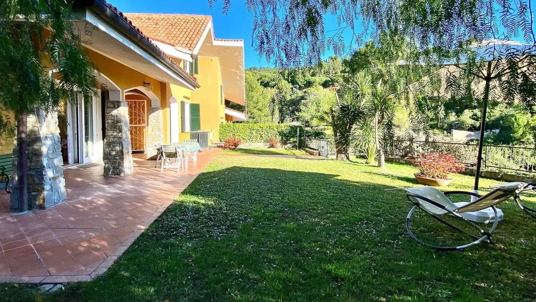 Villa esclusiva a Pinamare, Marina di Andora
