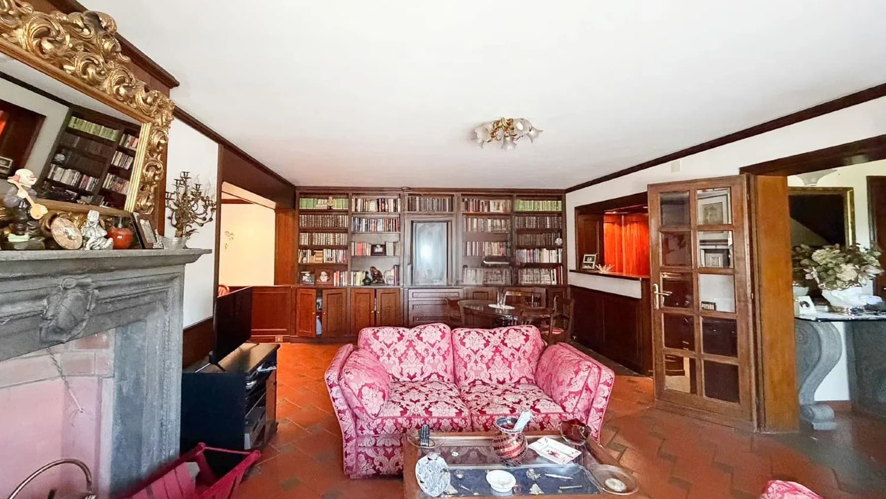 Villa esclusiva con piscina a Le Rughe, vicino Roma