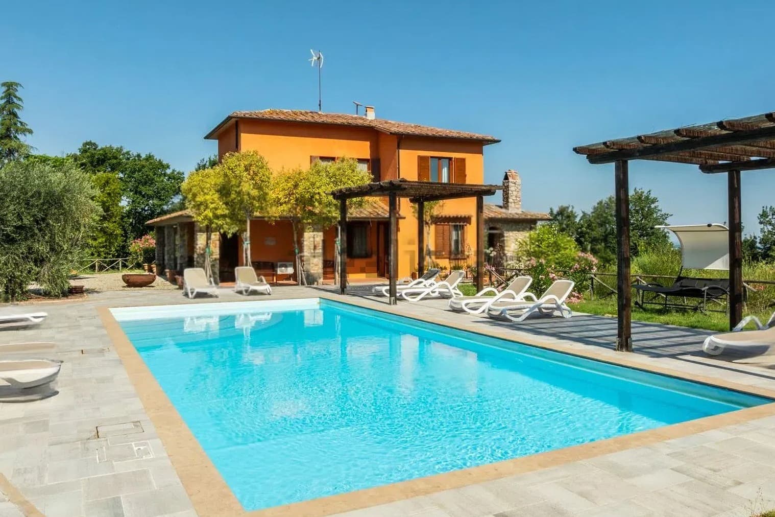 Villa panoramica con piscina a Città della Pieve