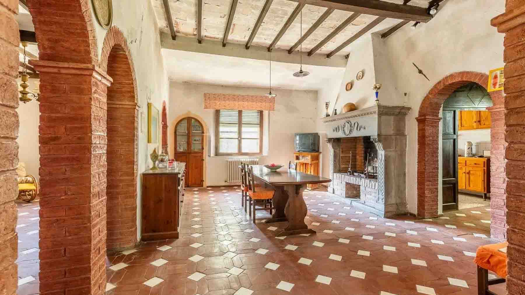 Rustic Country House in Monteroni d'Arbia, Tuscany