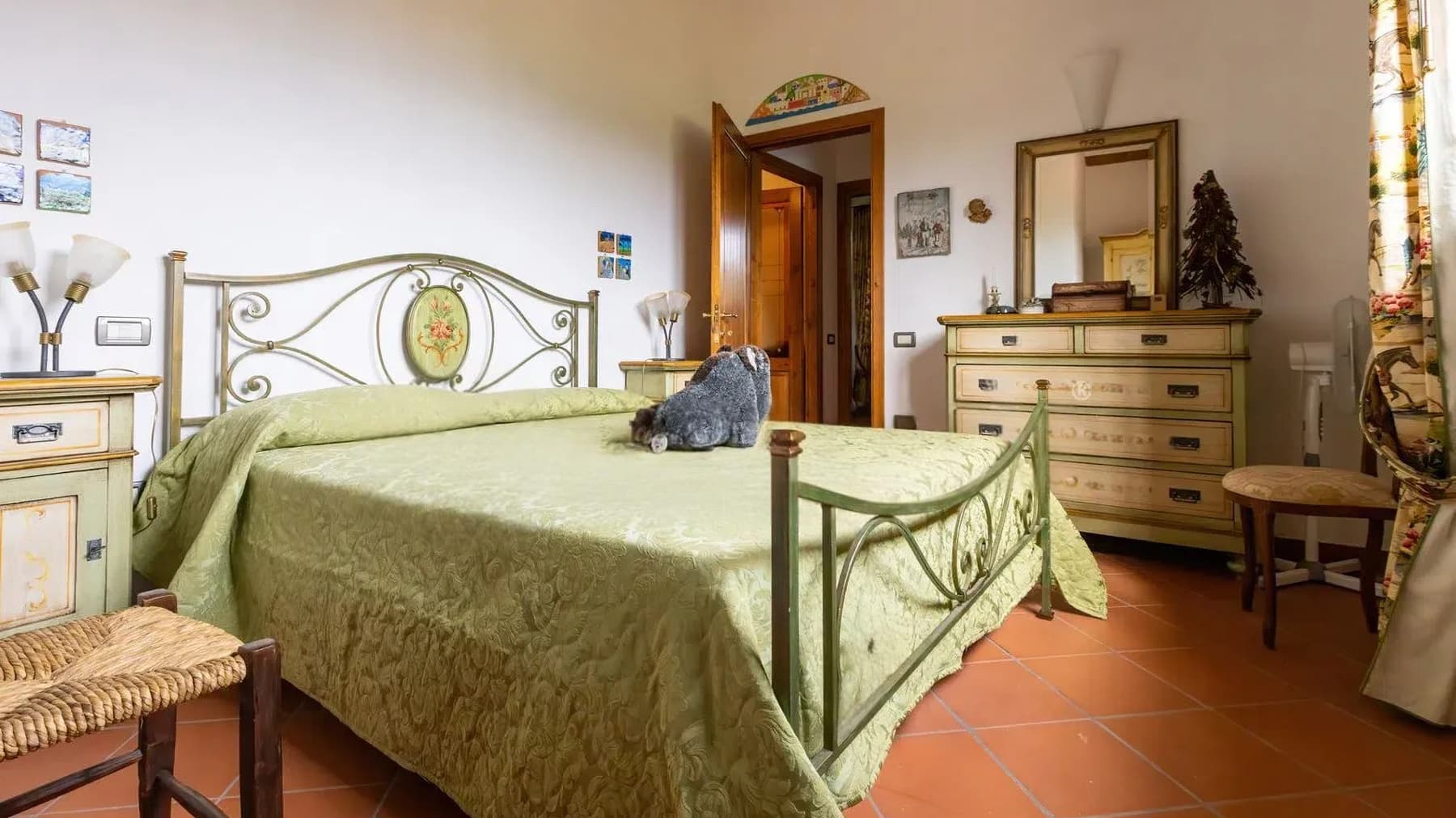 Casale a Castiglione della Pescaia, immerso nel verde toscano
