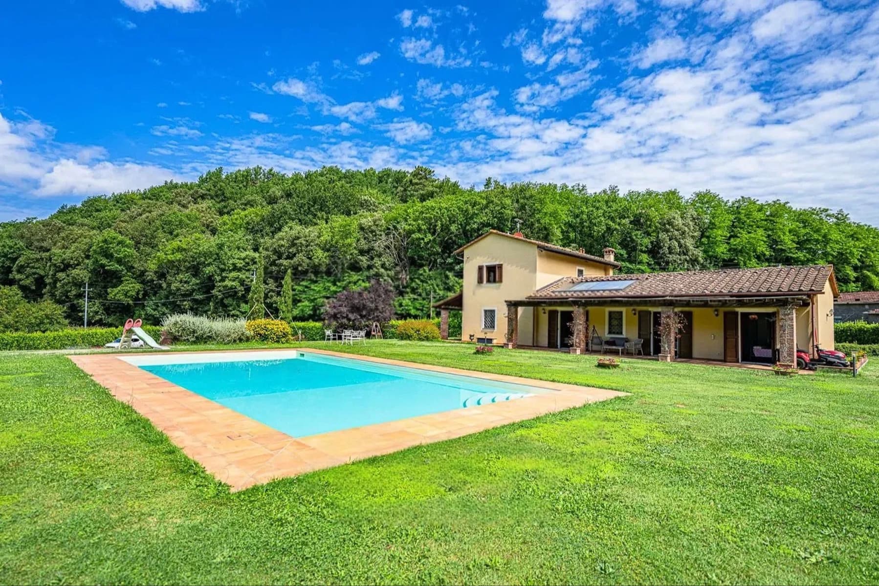 Charming Villa in Lucca, Tuscany