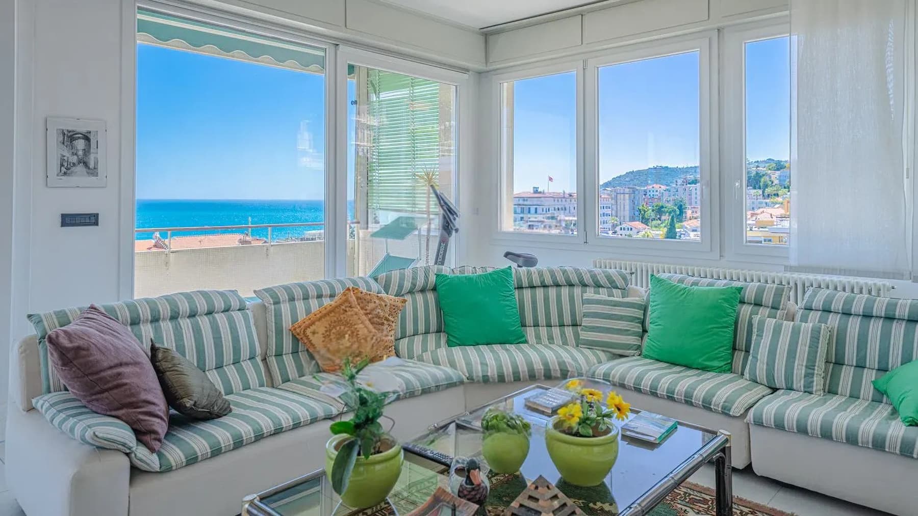 Appartamento di lusso a Sanremo con vista panoramica