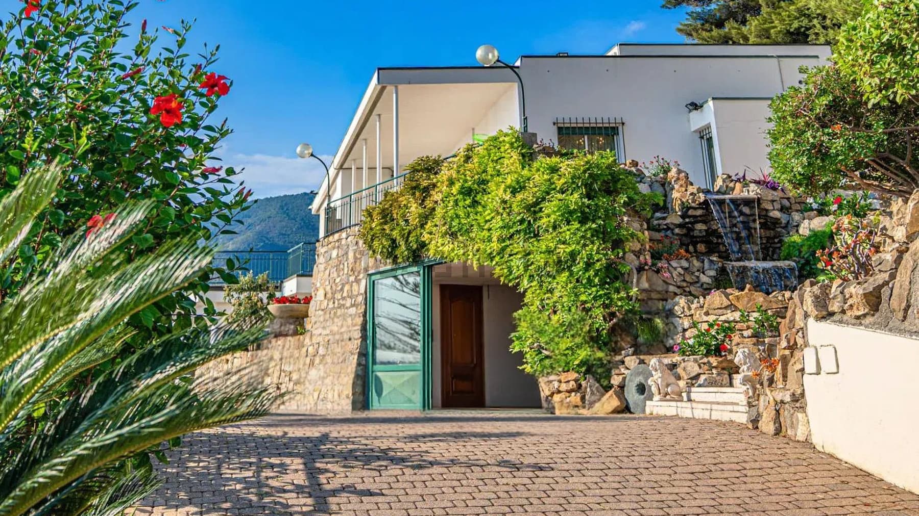 Villa lussuosa con vista mare a Ospedaletti