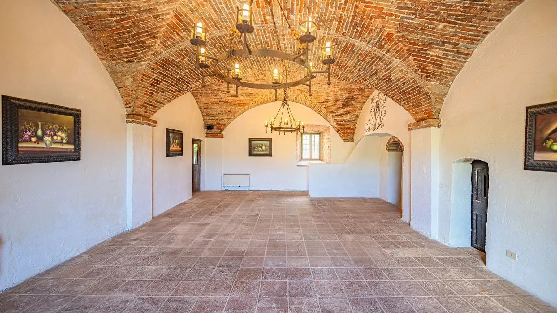 Interiors (6)