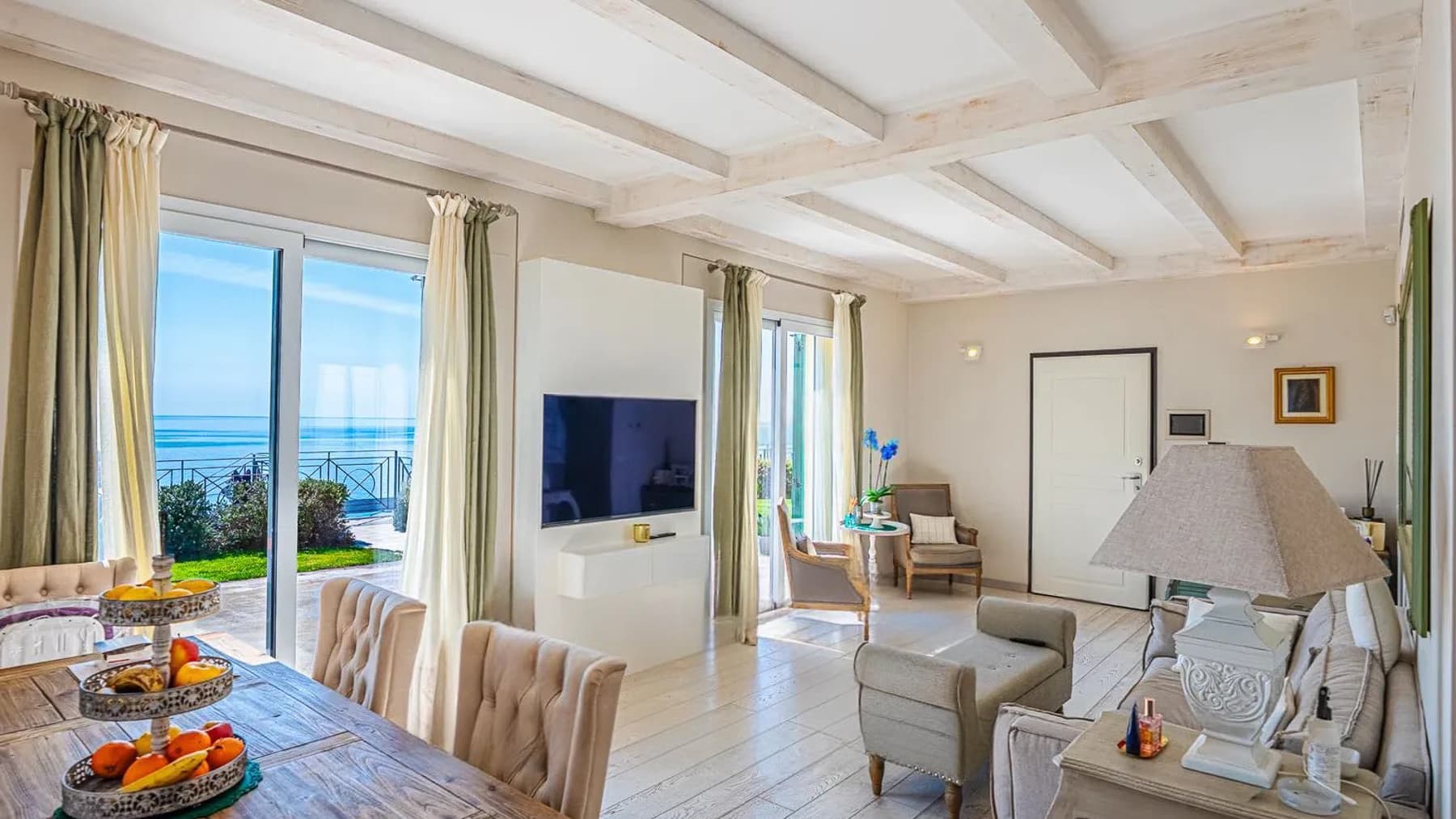 Charming Villa in Ospedaletti, Liguria