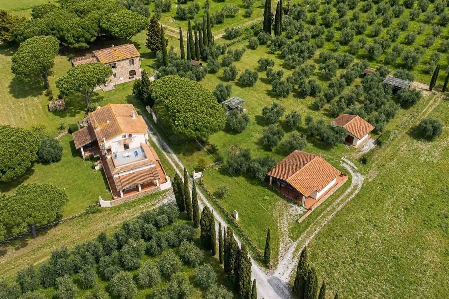 Casale storico in Maremma, vicino al mare di Scarlino