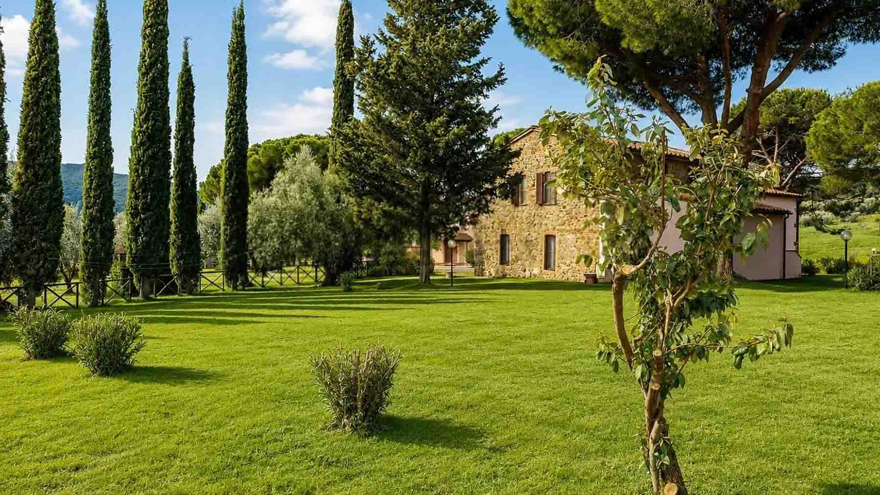 Casale storico in Maremma, vicino al mare di Scarlino
