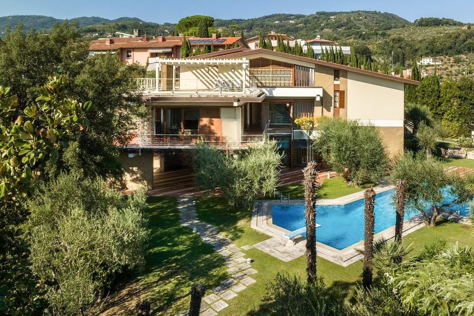 Charming Villa in Lucca, Tuscany