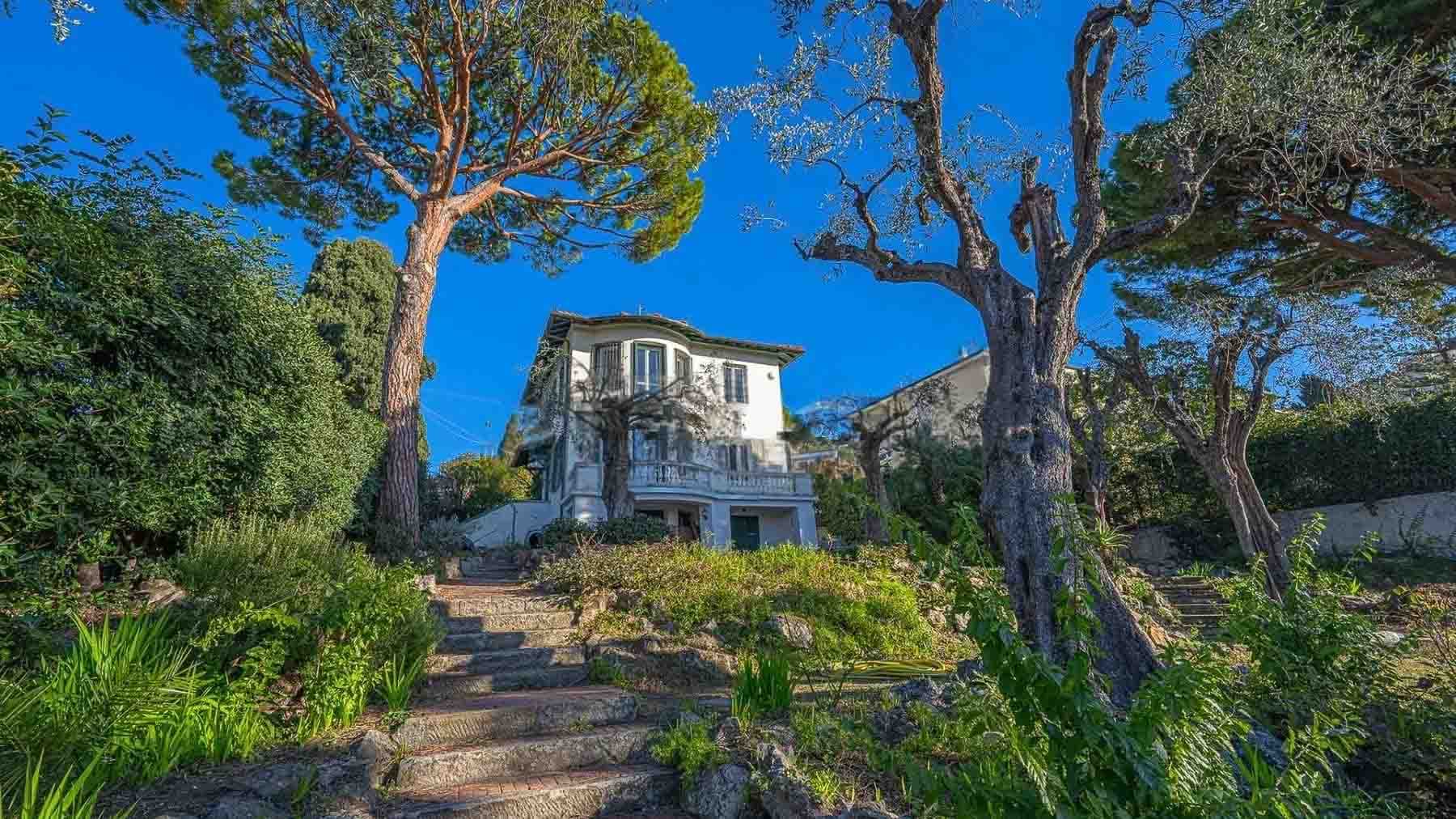 Charming Villa in Bordighera, Liguria