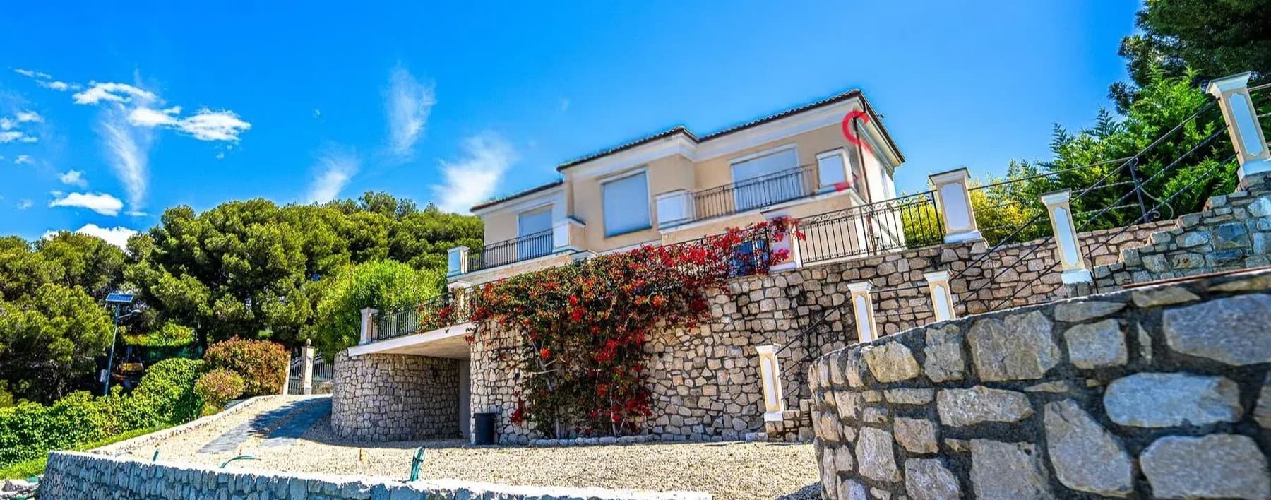 Elegant Villa in Vallecrosia, Liguria