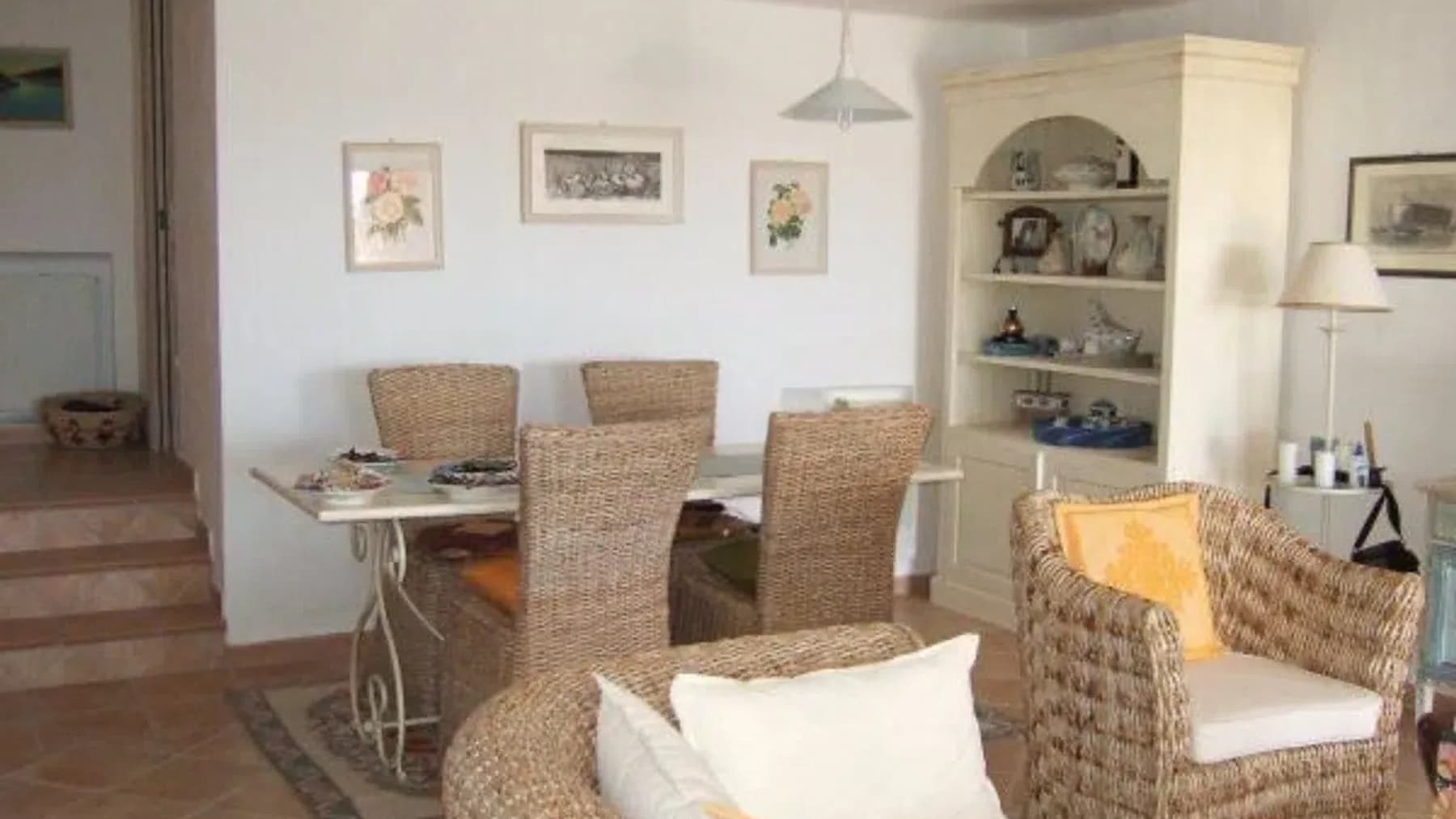 Interiors (6)