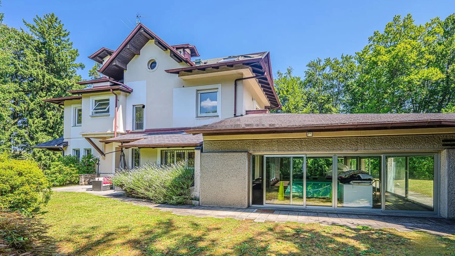 Villa esclusiva a Stresa, Lago Maggiore con parco privato