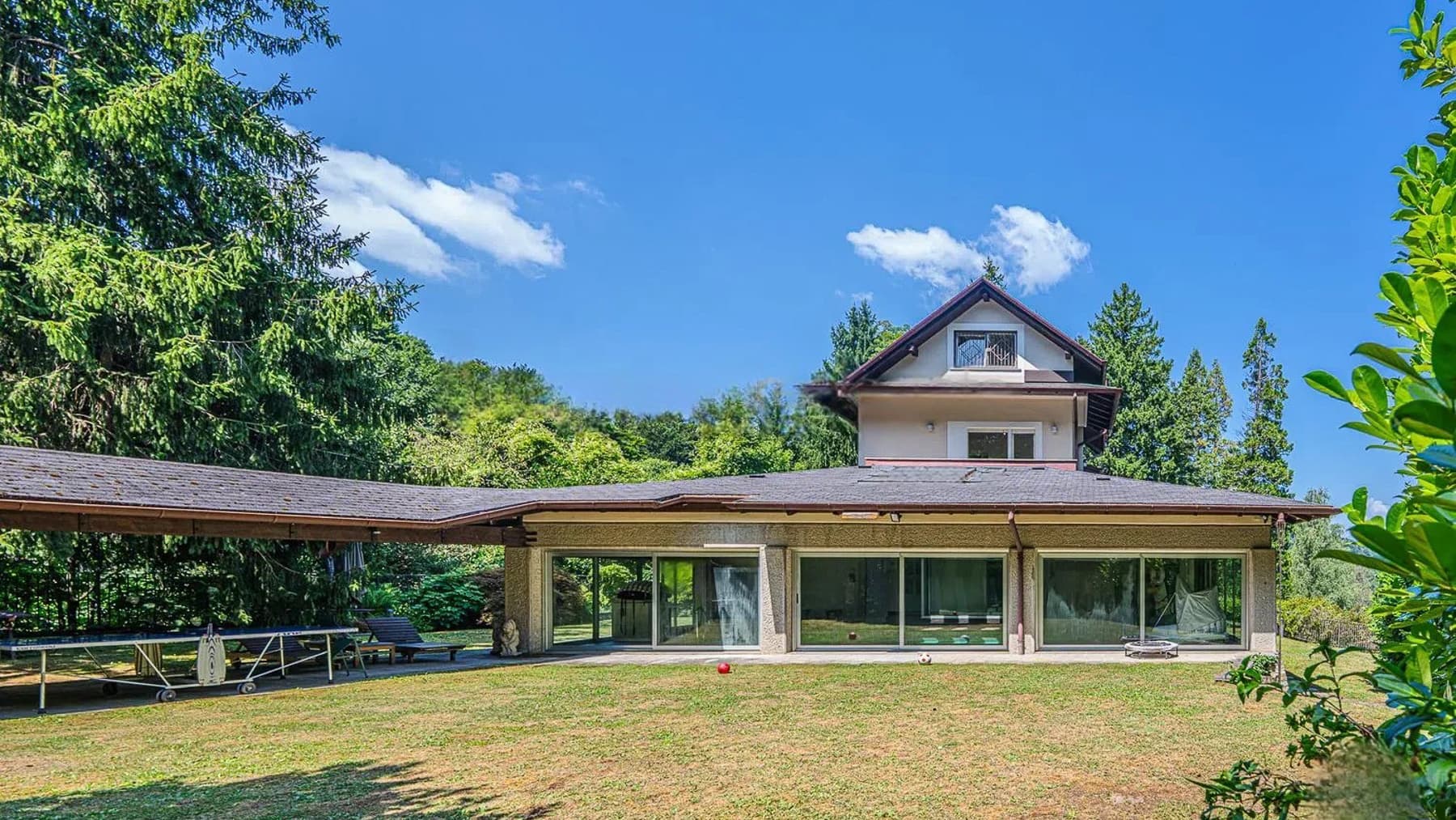 Villa esclusiva a Stresa, Lago Maggiore con parco privato