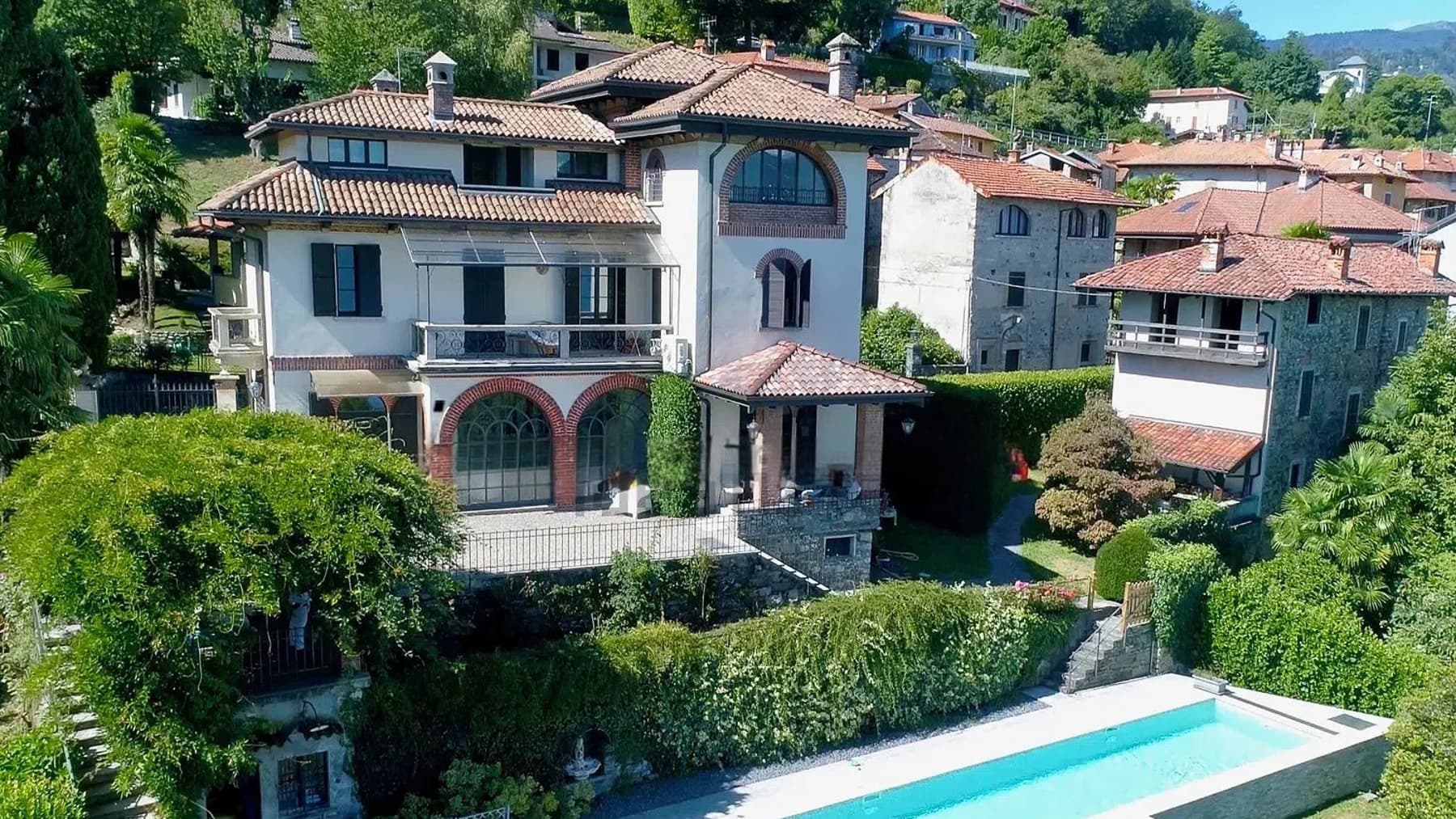 Villa Liberty con Piscina, Stresa sul Lago Maggiore
