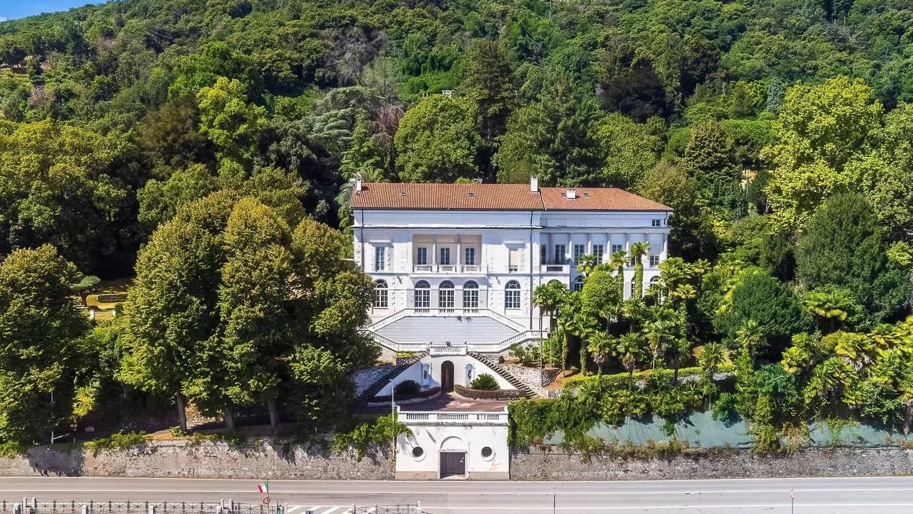 Villa storica a Belgirate, sul Lago Maggiore