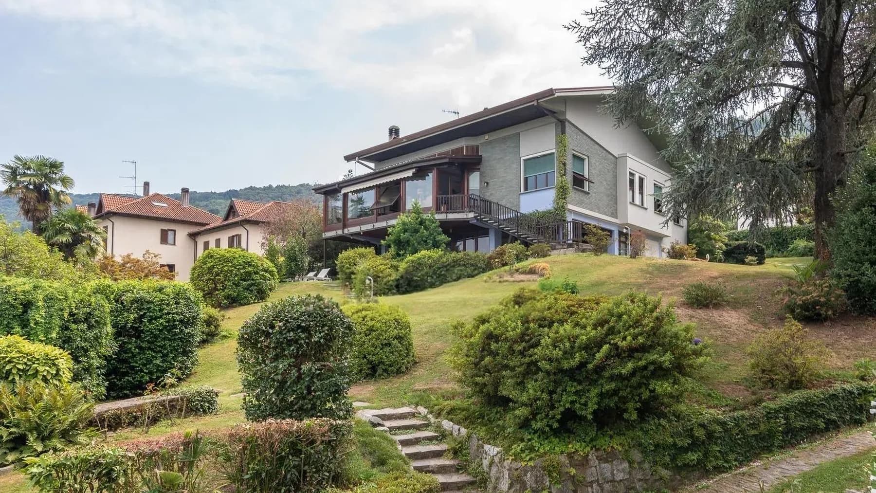 Stunning Villa Overlooking Lago Maggiore, Stresa