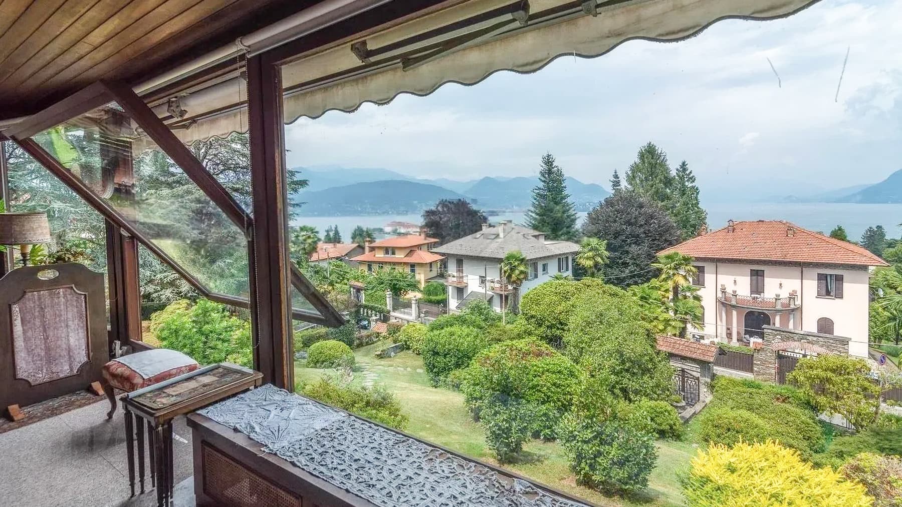 Stunning Villa Overlooking Lago Maggiore, Stresa