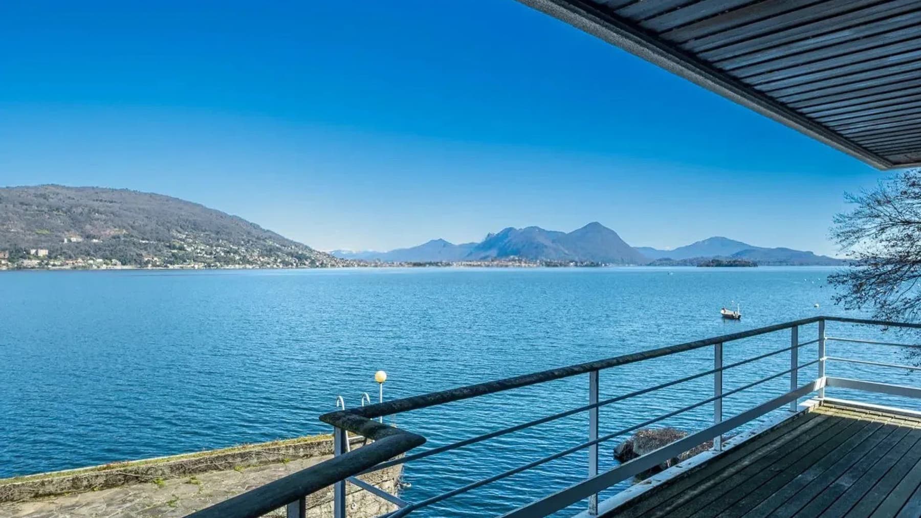Villa Pieds dans l'Eau a Verbania, Lago Maggiore