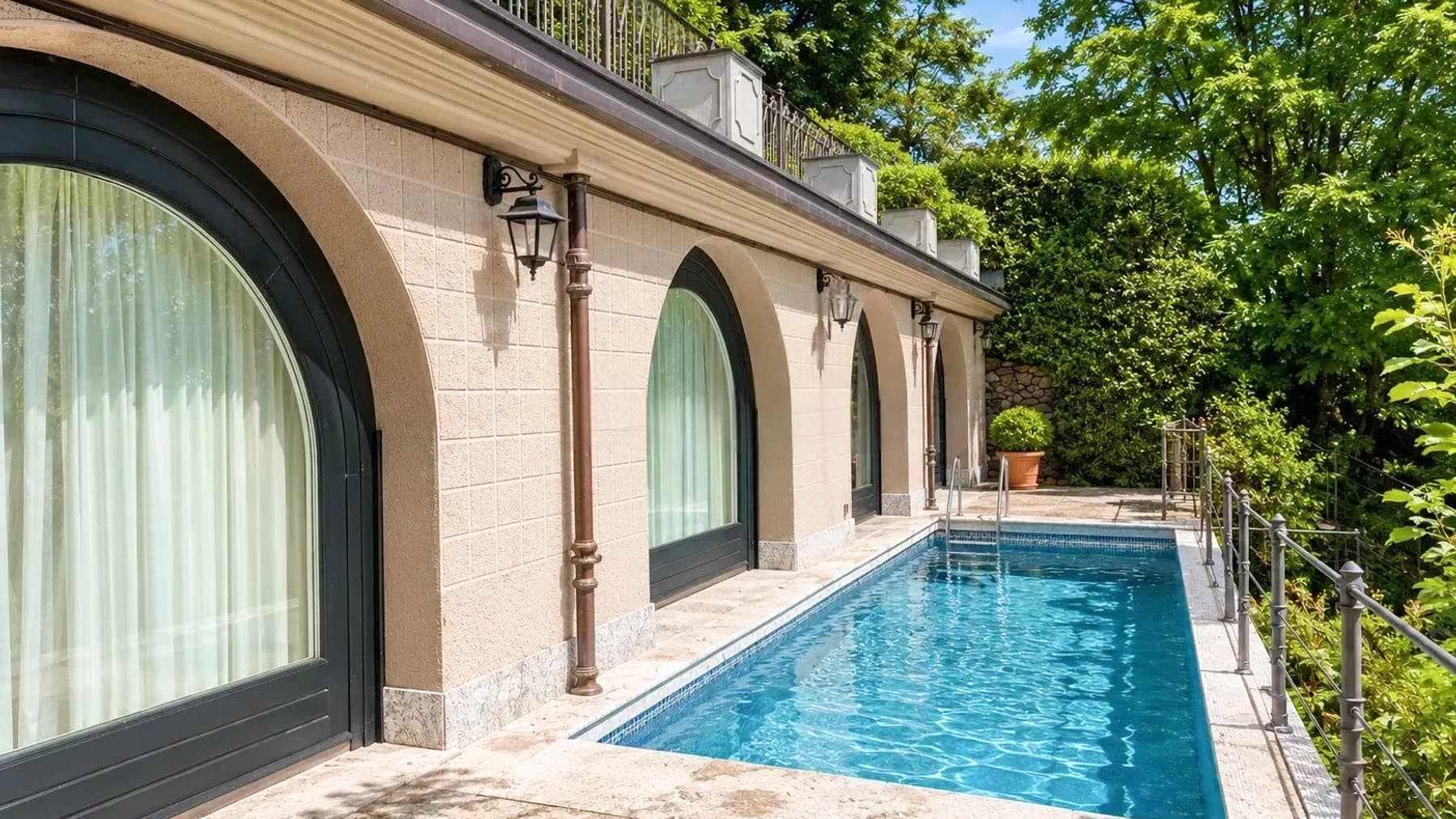 Villa in Meina Overlooking Lago Maggiore, Piemonte