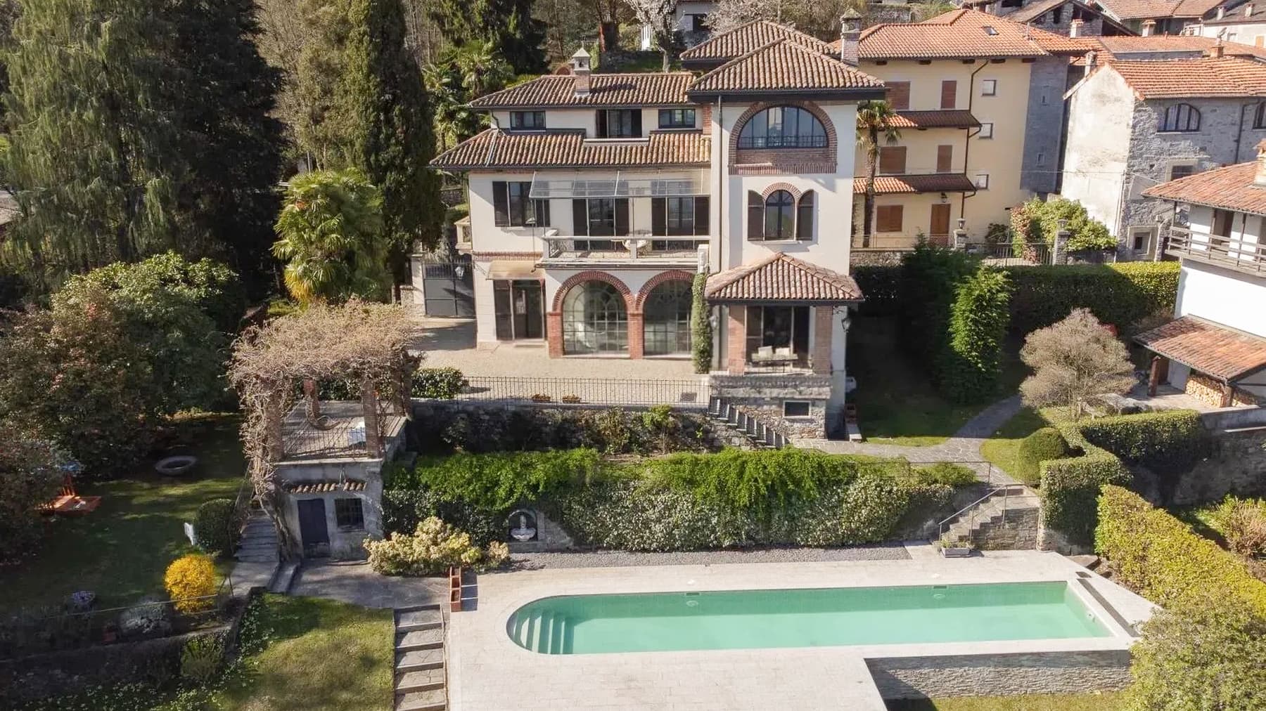 Villa in Stresa Near Lago Maggiore, Piemonte