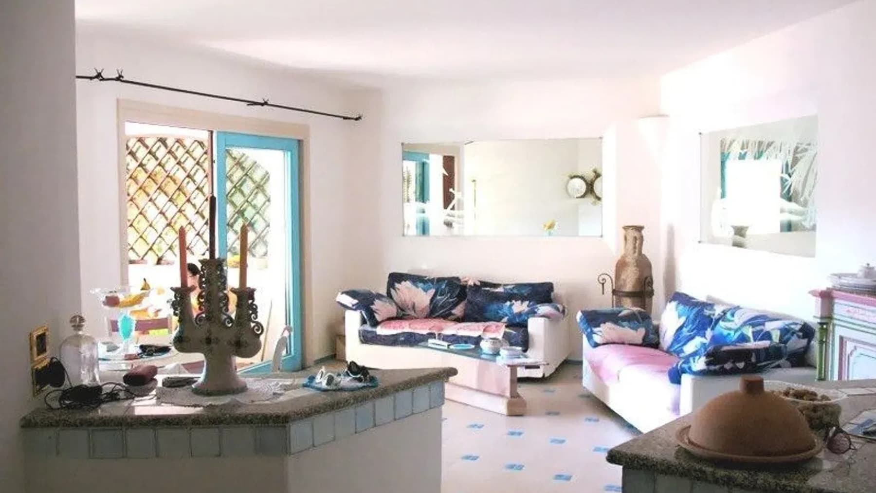 Interiors (6)