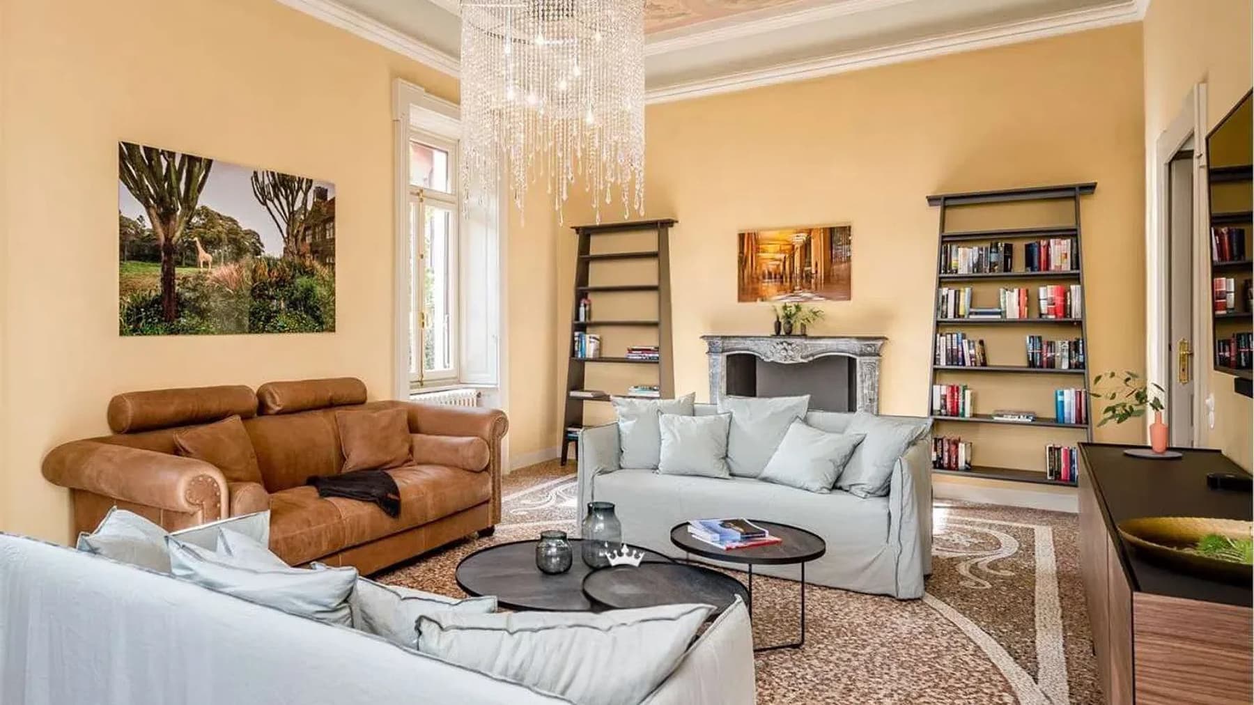 Interiors (10)