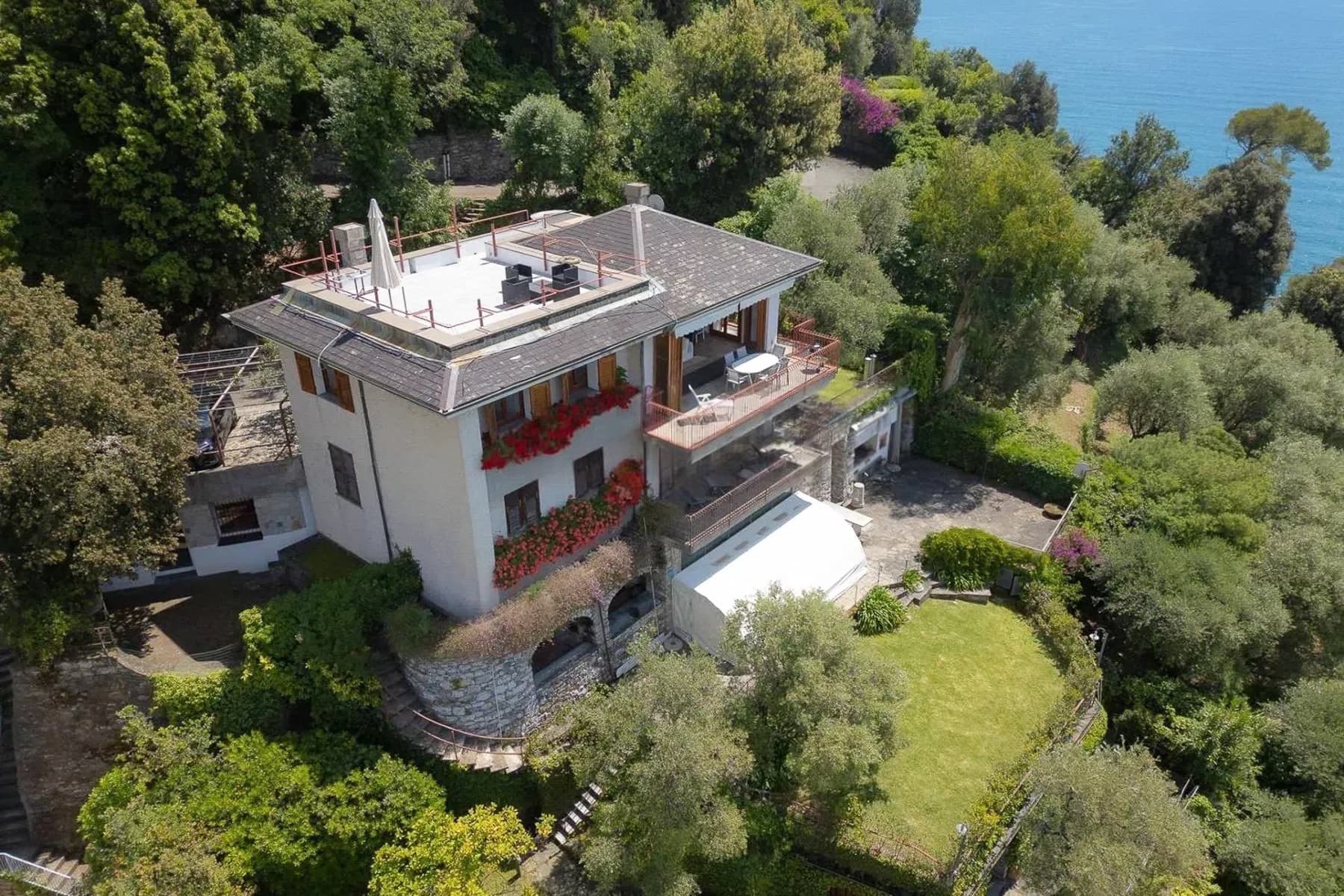 Appartamento esclusivo a Zoagli, vista mare e privacy